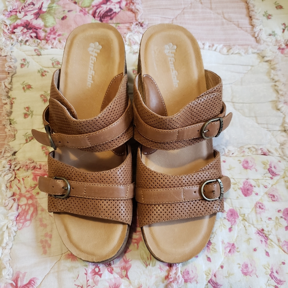 Brown Rocky sandals size 7.5